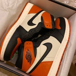 Jordan 1 shattered 1.0